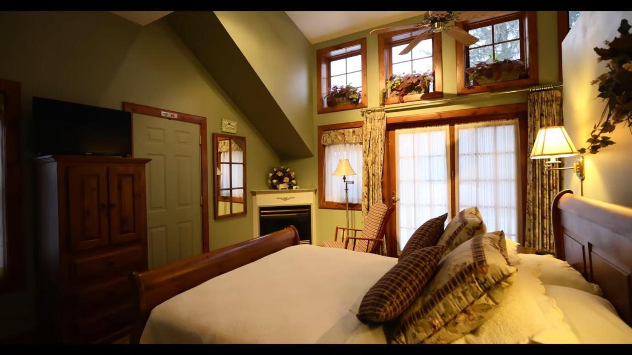 Weatherpine Inn Niagara-on-the-Lake Екстер'єр фото