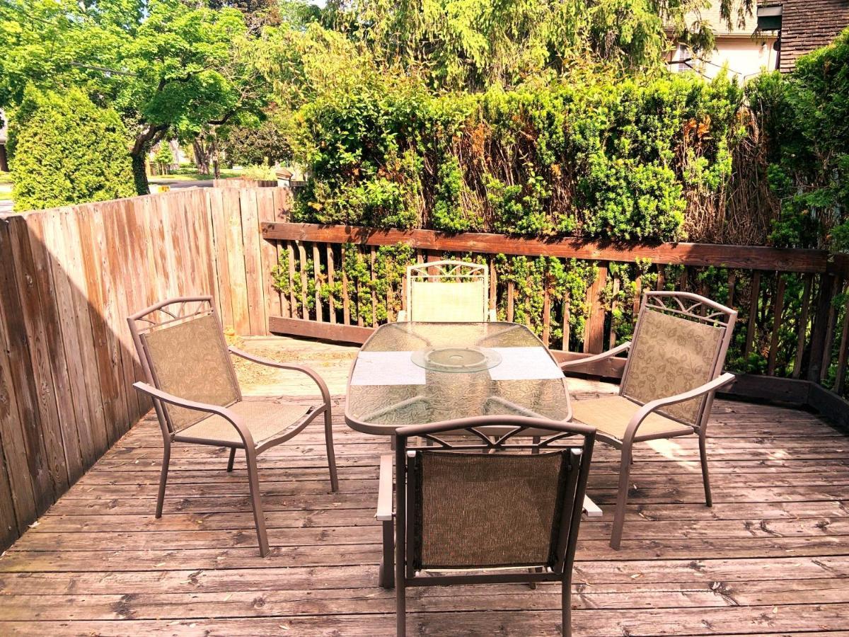 Weatherpine Inn Niagara-on-the-Lake Екстер'єр фото