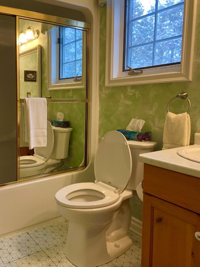 Weatherpine Inn Niagara-on-the-Lake Екстер'єр фото