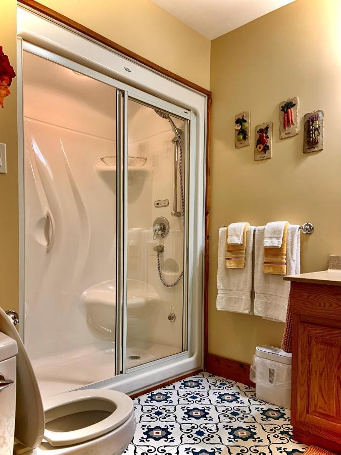 Weatherpine Inn Niagara-on-the-Lake Екстер'єр фото