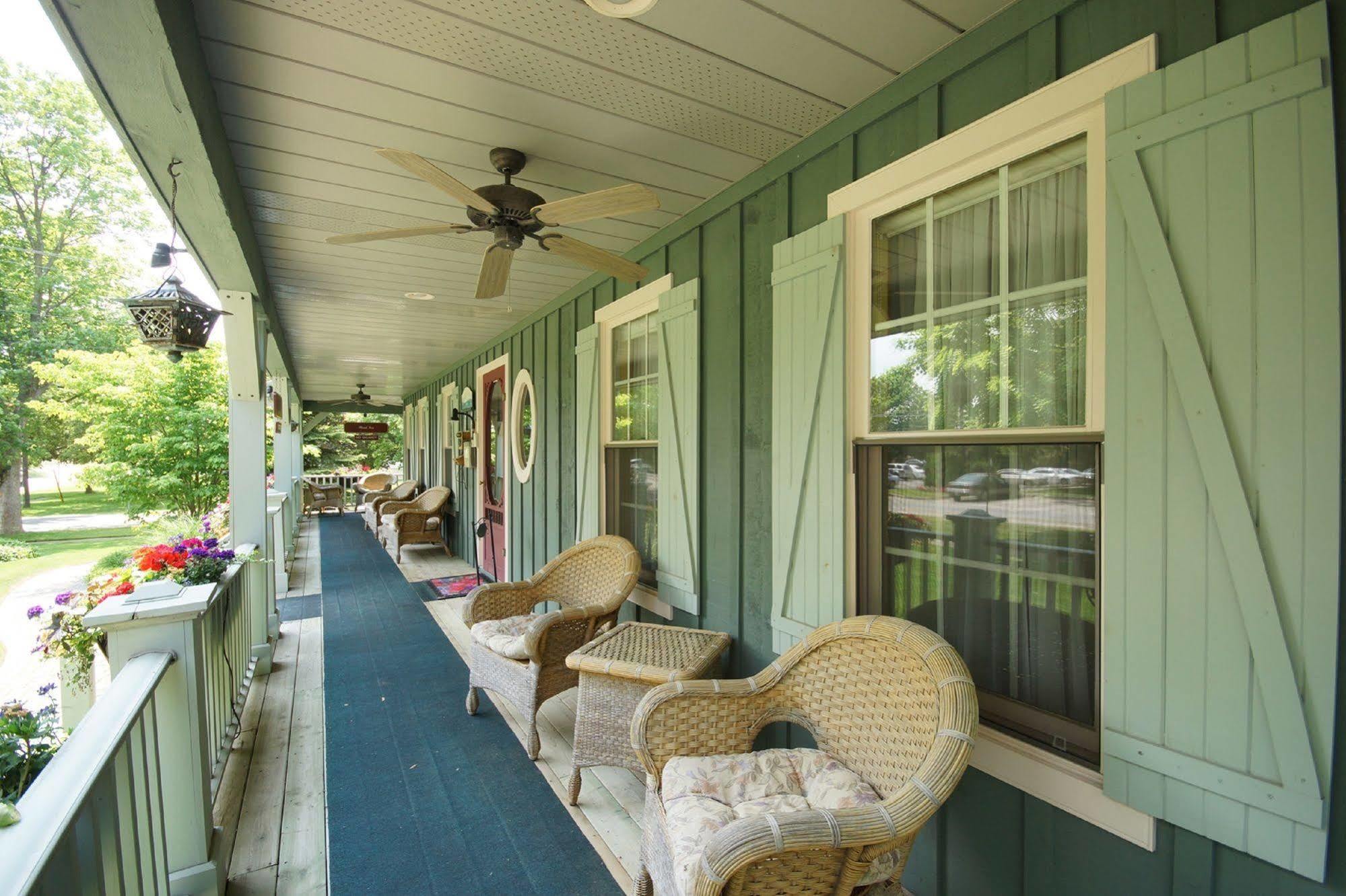 Weatherpine Inn Niagara-on-the-Lake Екстер'єр фото