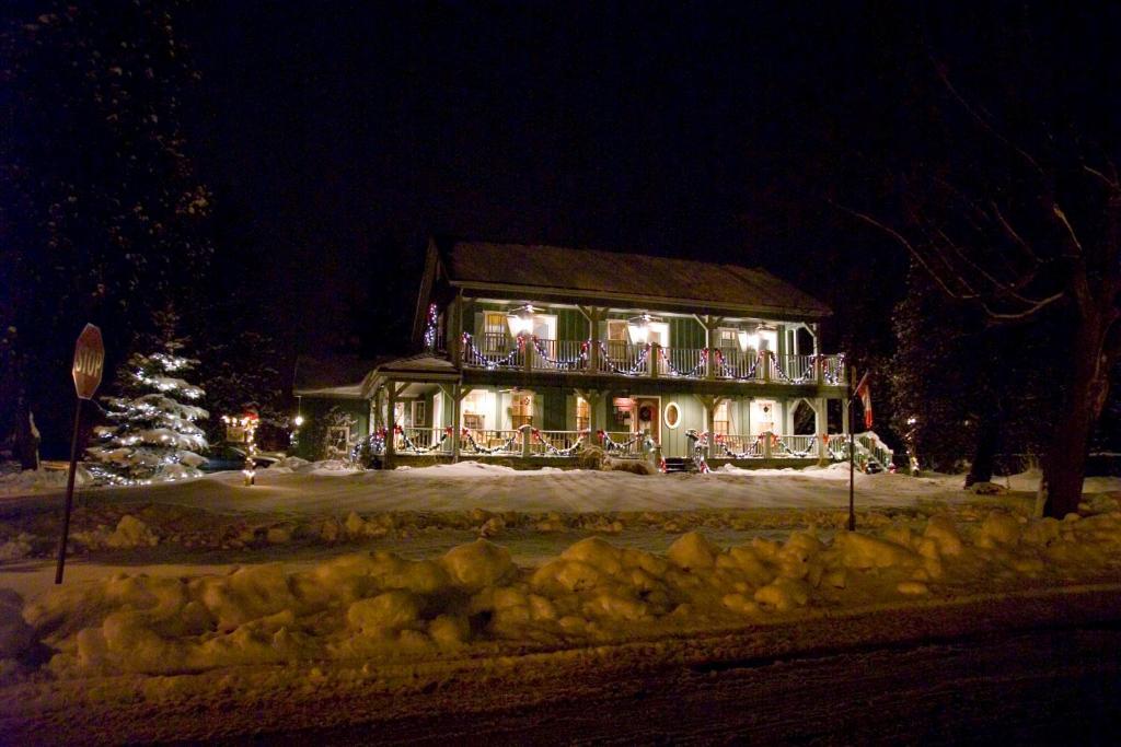 Weatherpine Inn Niagara-on-the-Lake Екстер'єр фото